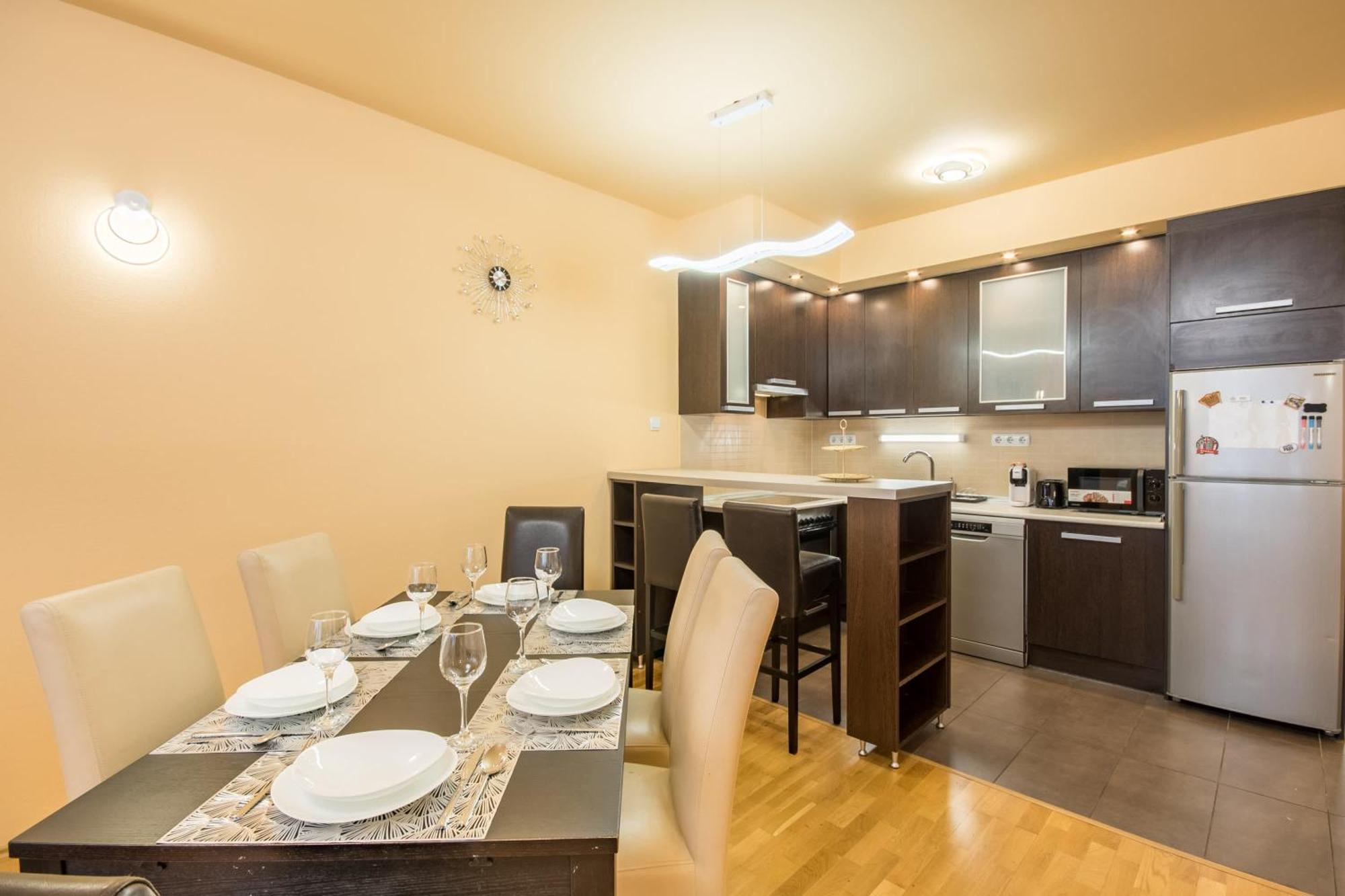 Very Central - Large - Balcony - Comfy Apartment Budapest Ngoại thất bức ảnh
