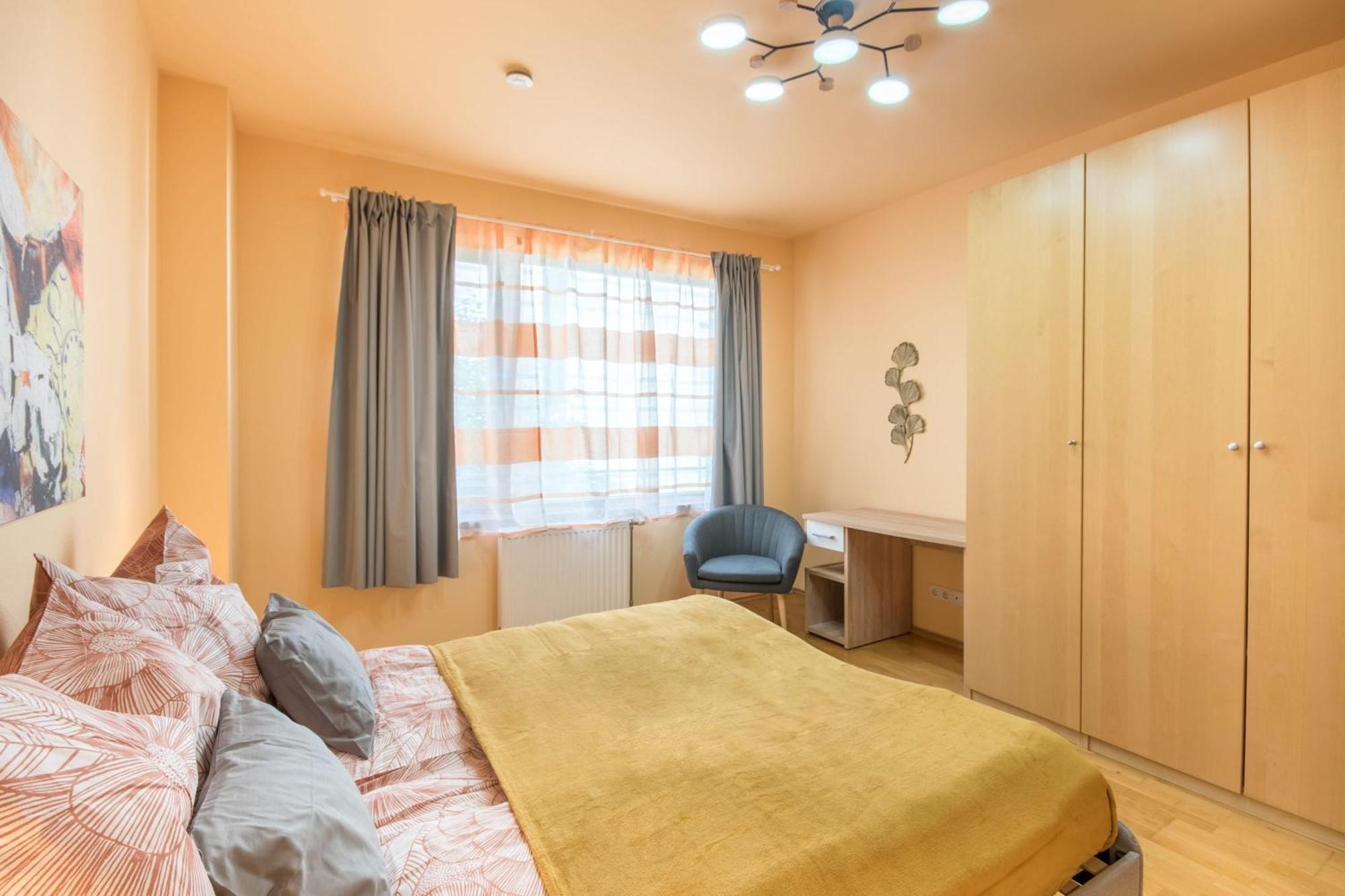 Very Central - Large - Balcony - Comfy Apartment Budapest Ngoại thất bức ảnh