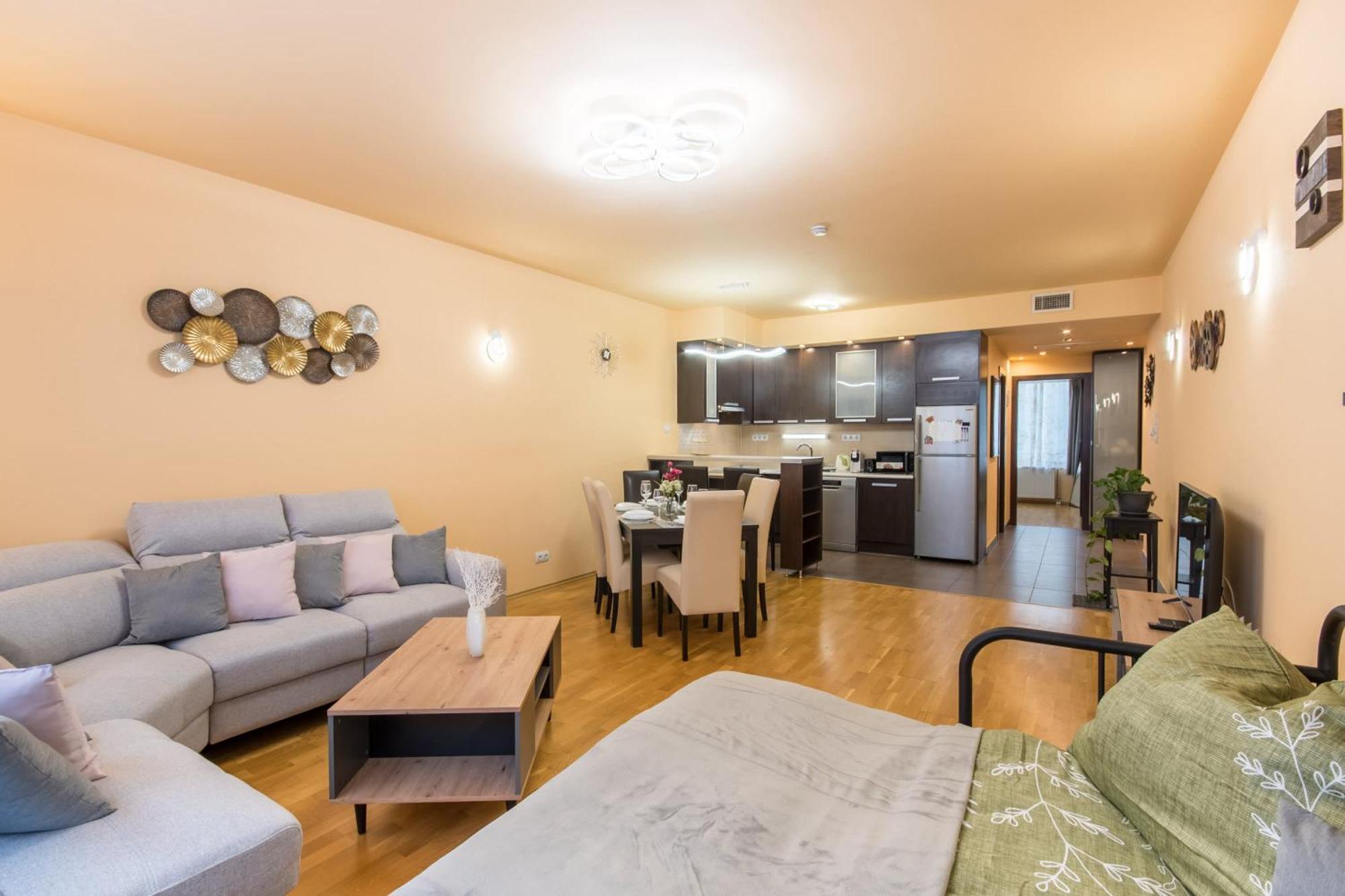 Very Central - Large - Balcony - Comfy Apartment Budapest Ngoại thất bức ảnh