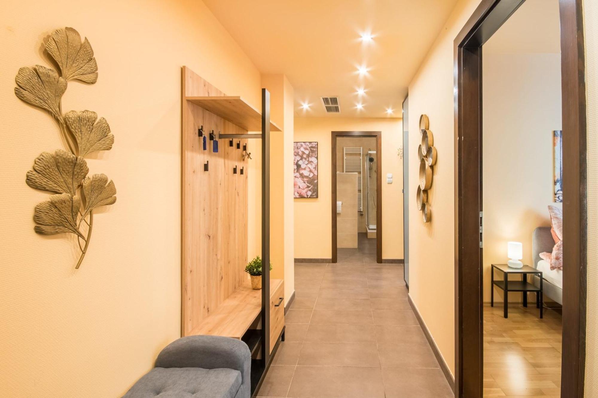 Very Central - Large - Balcony - Comfy Apartment Budapest Ngoại thất bức ảnh